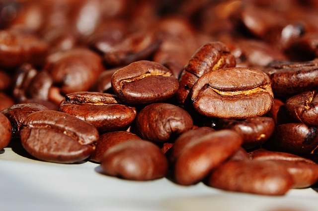 カフェインの健康効果について、その摂取量等を解説します。